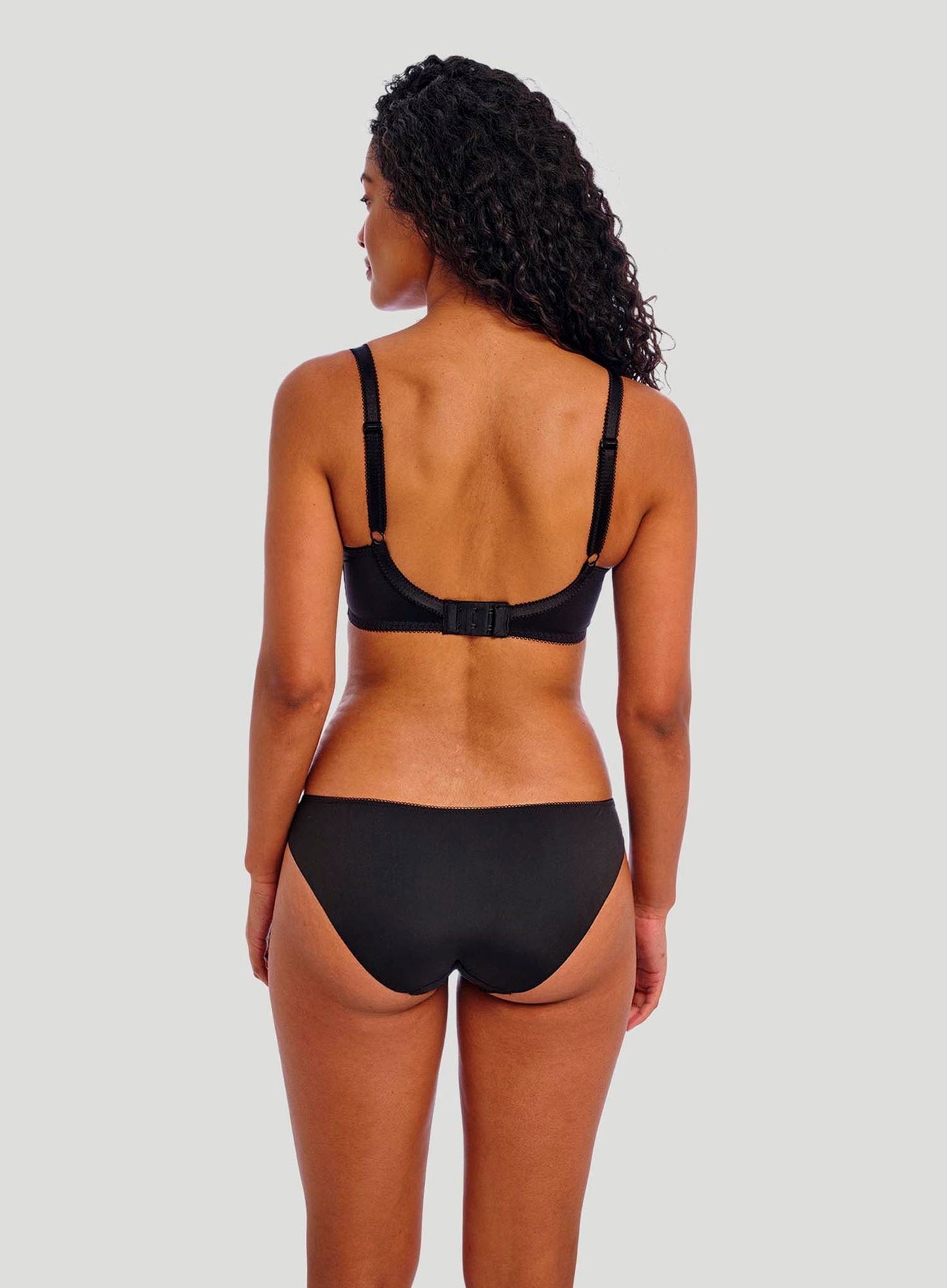 Freya: Hallie Brief Black