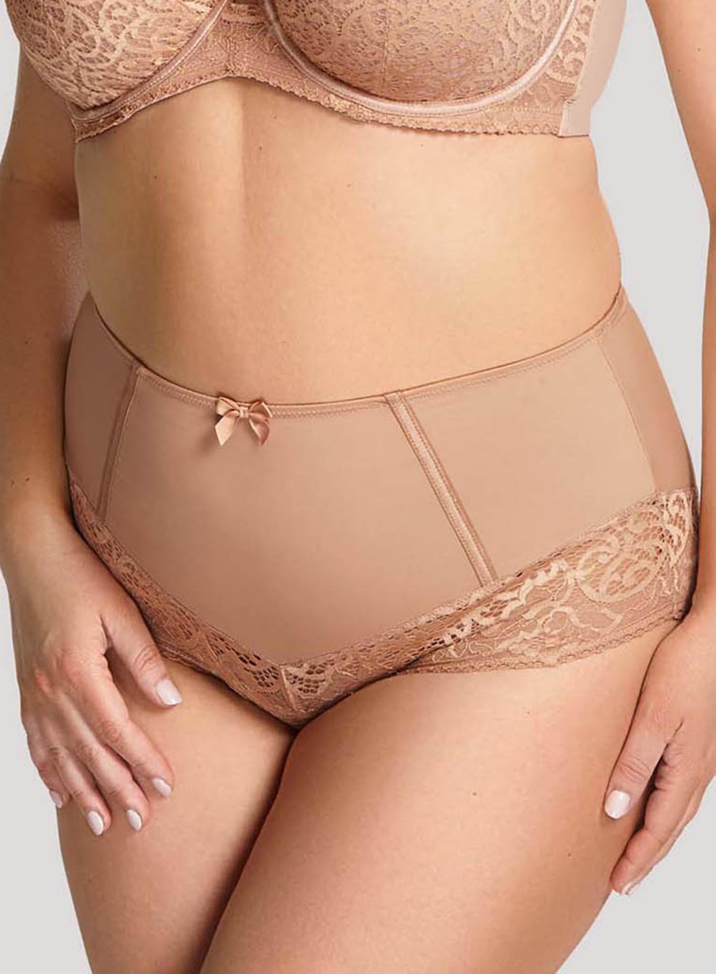 Sculptresse: Estel High Waist Brief Honey