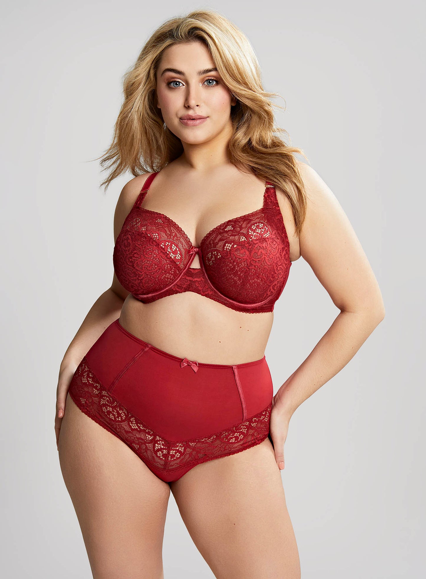 Sculptresse: Estel High Waisted Brief Raspberry