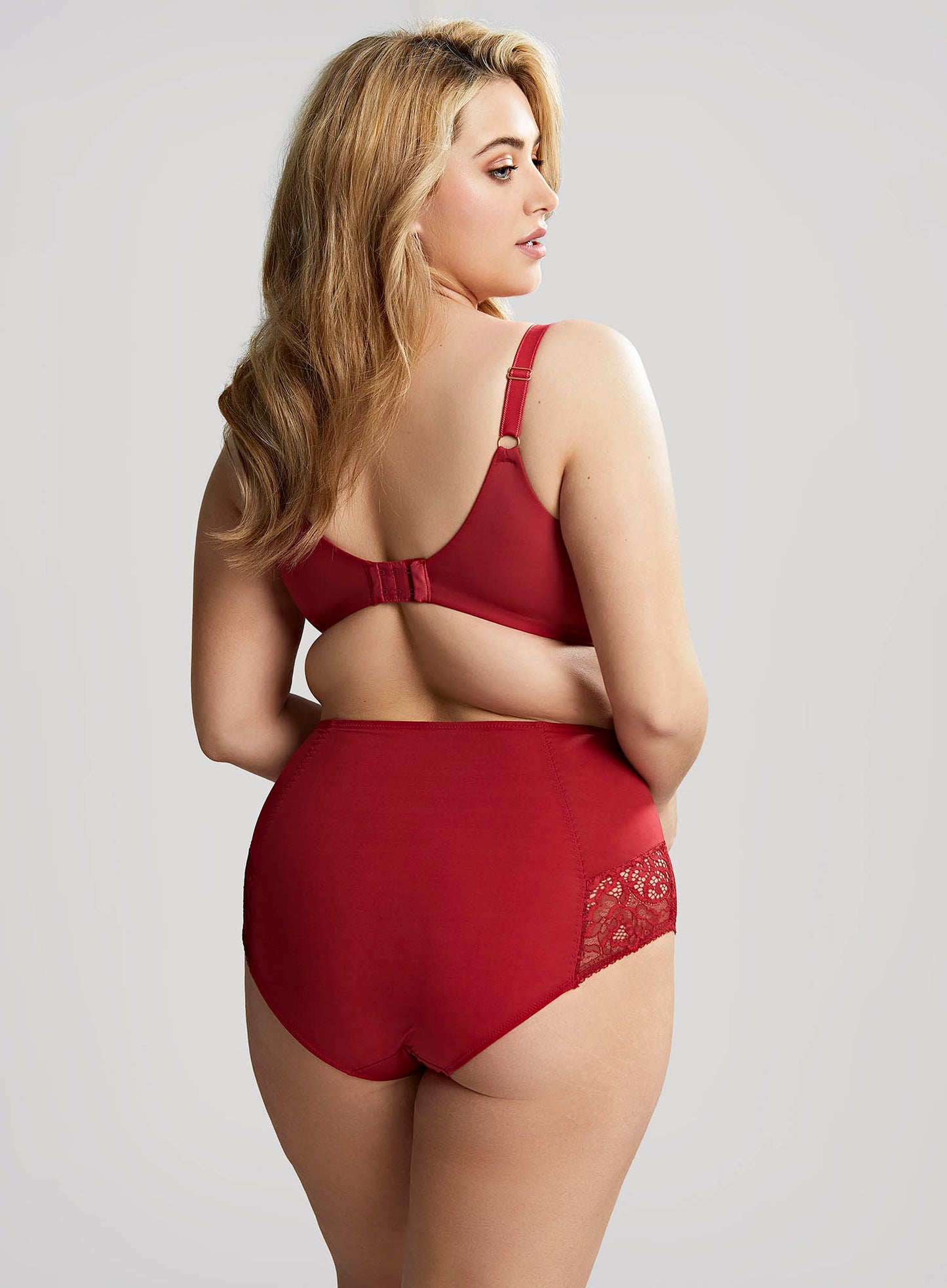 Sculptresse: Estel High Waisted Brief Raspberry