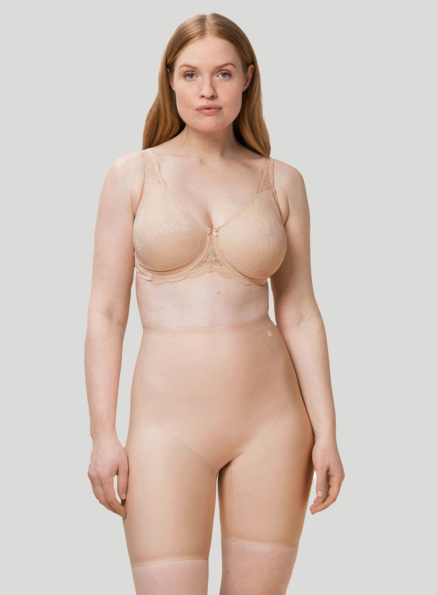 Triumph: Contouring Sensation Minimising Bra Nude Beige – DeBra's
