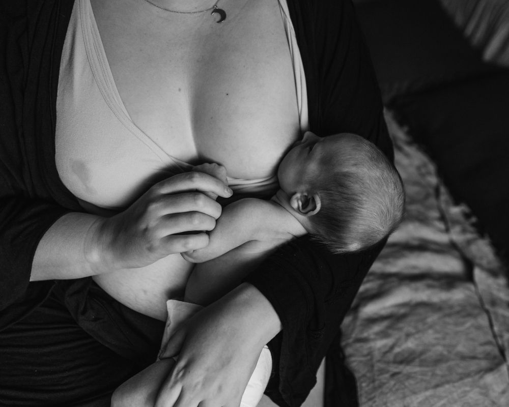 How to Find the Best Nursing Bra for Easy Breastfeeding