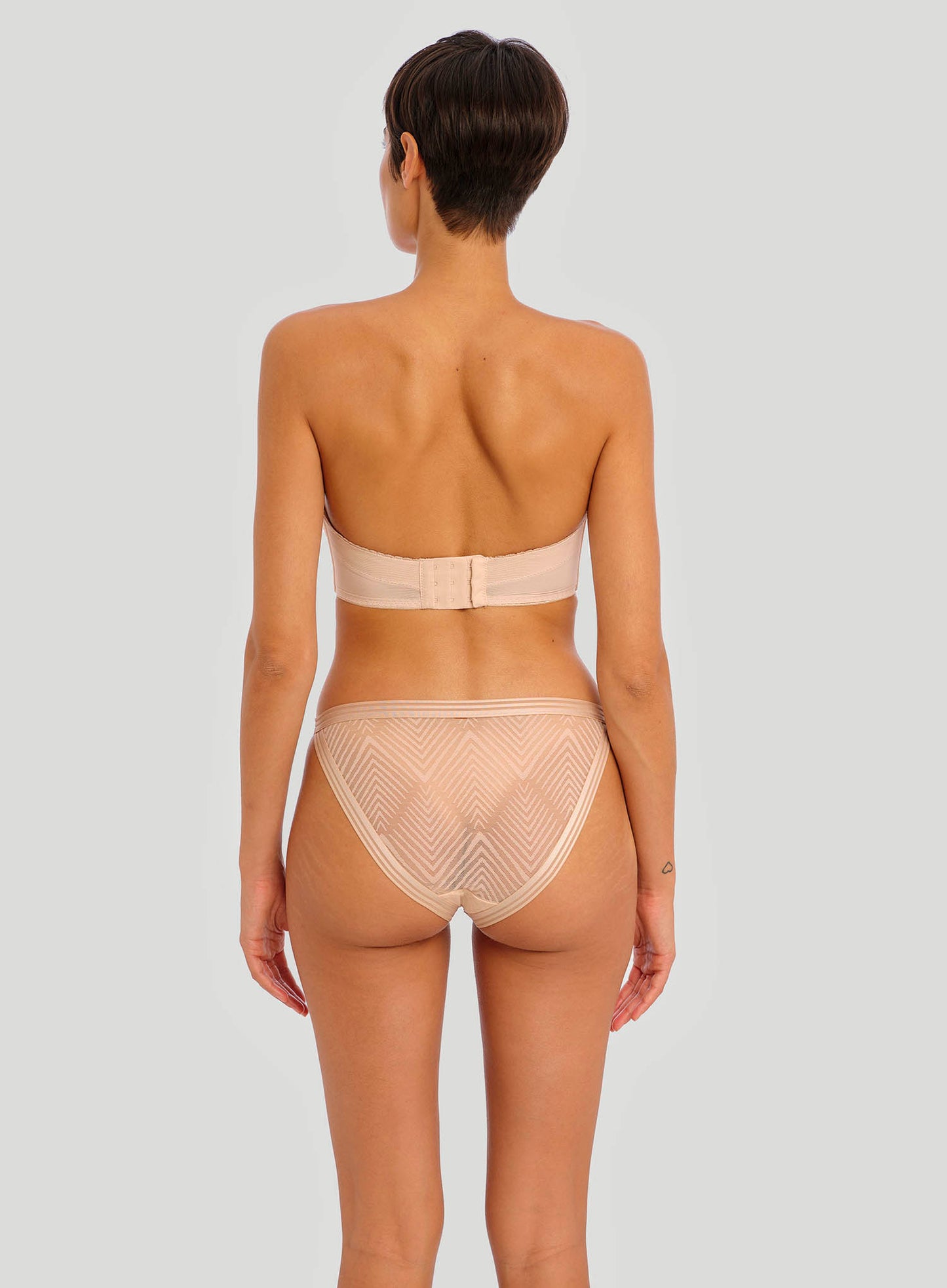 Freya: Tailored Underwired Strapless Moulded Bra Natural Beige