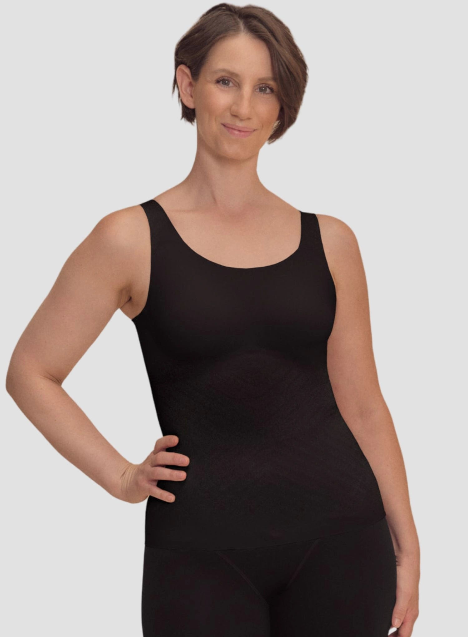 Amoena: Linda Top Black