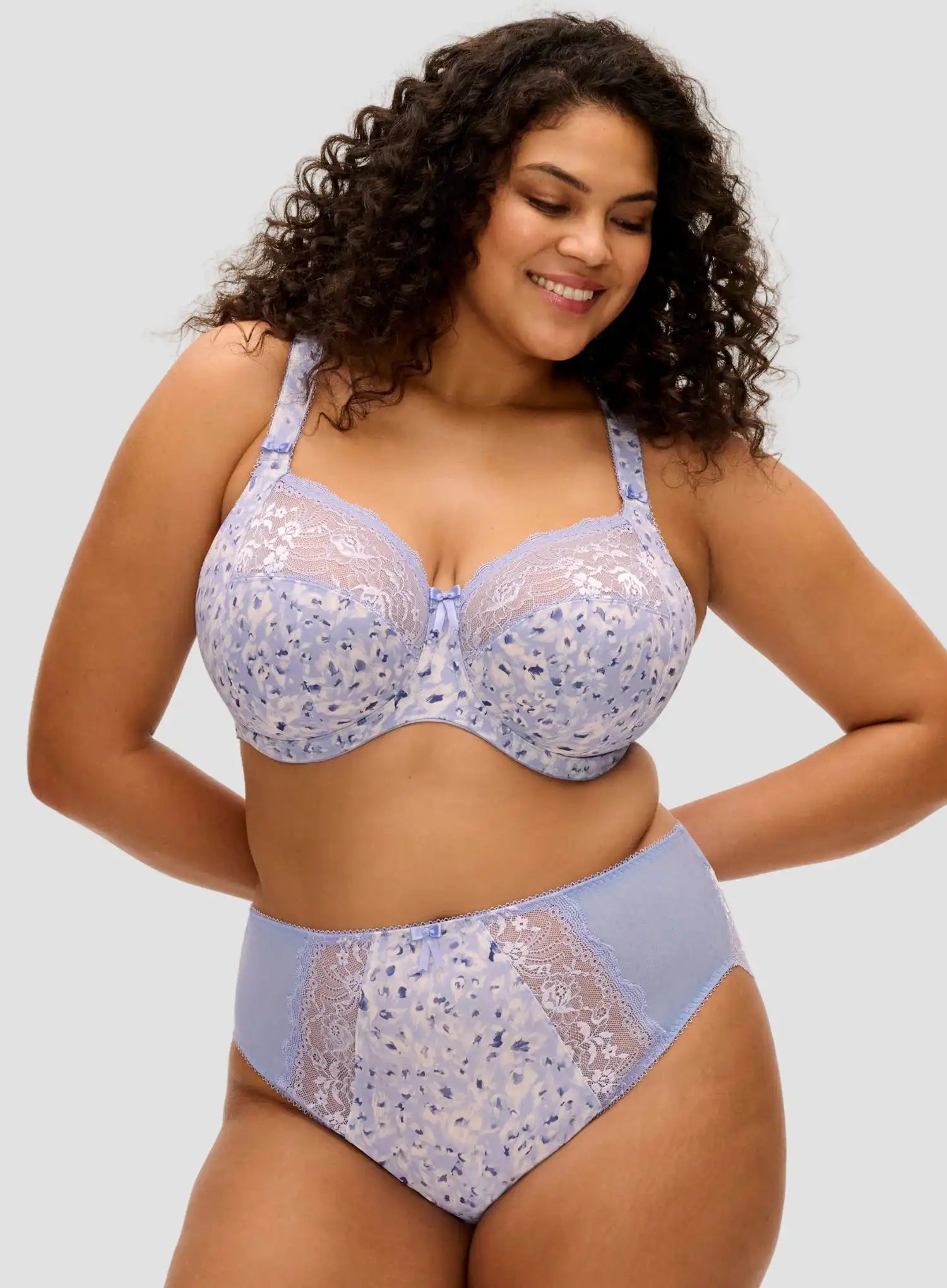 Elomi: Morgan High Leg Brief Blue Leopard