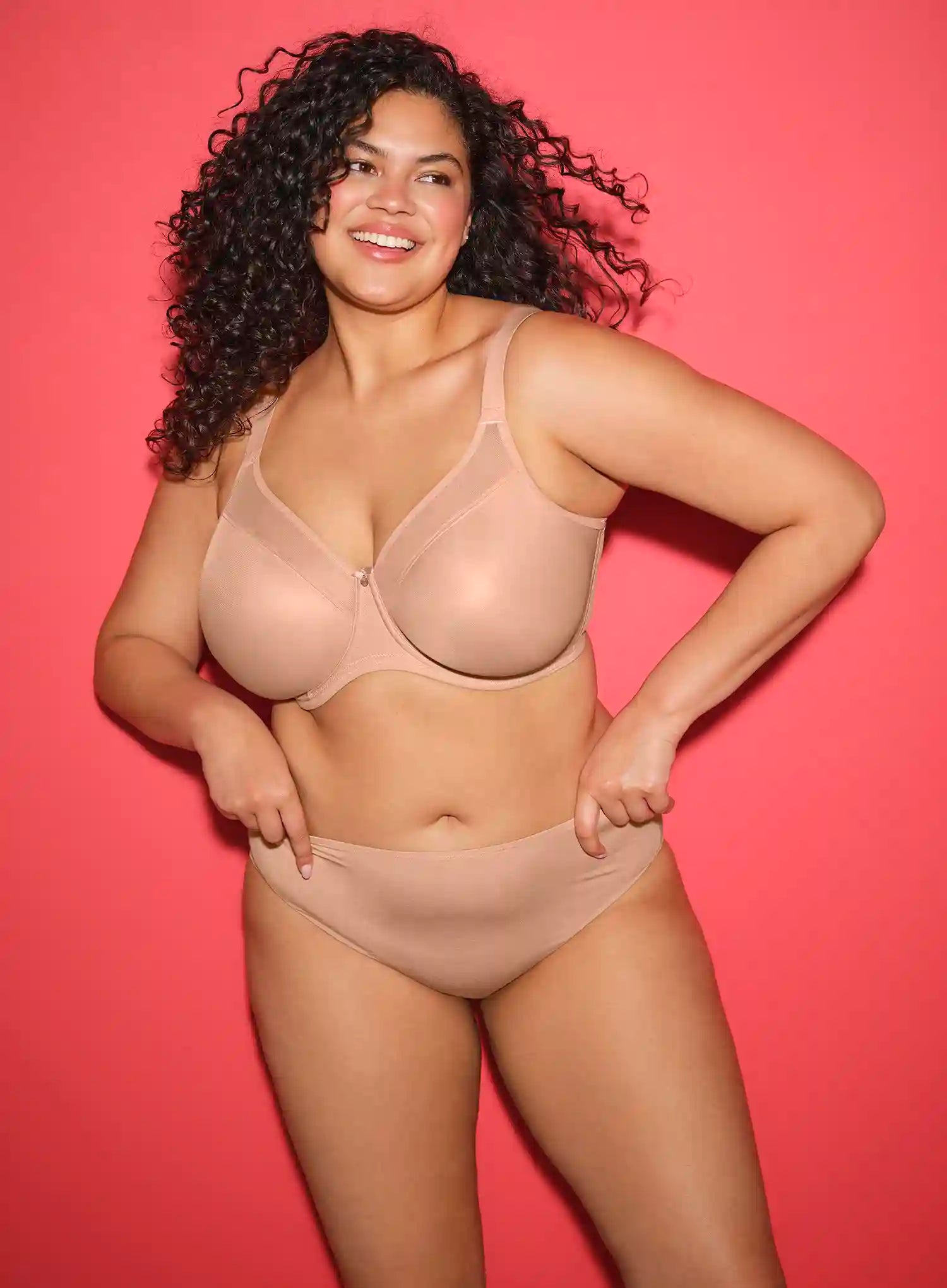 Elomi: Elomi Smooth Moulded Non Padded Bra Sahara