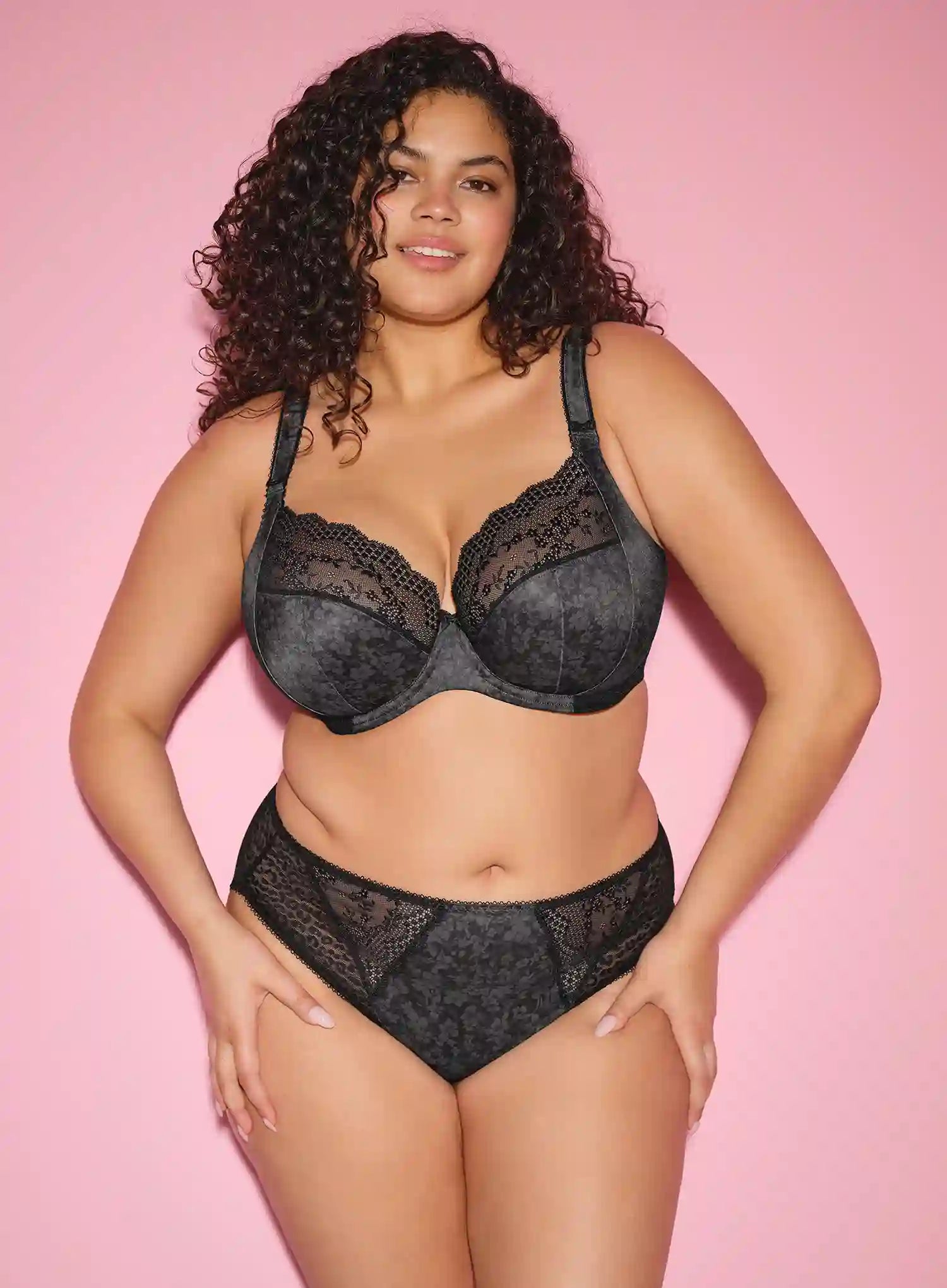 Elomi: Lucie Stretch Plunge Bra Black