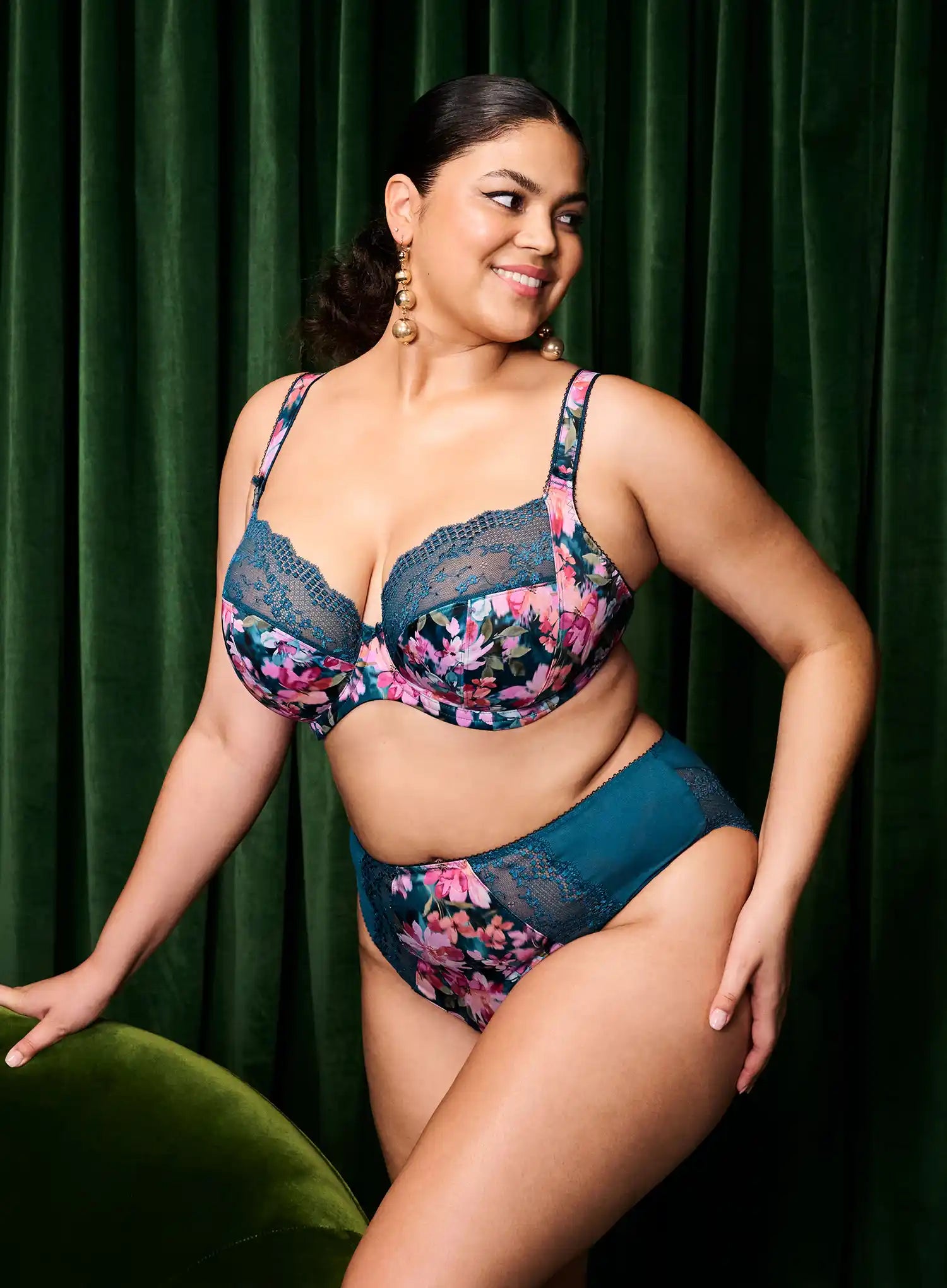 Elomi: Lucie Stretch Plunge Bra Teal Floral