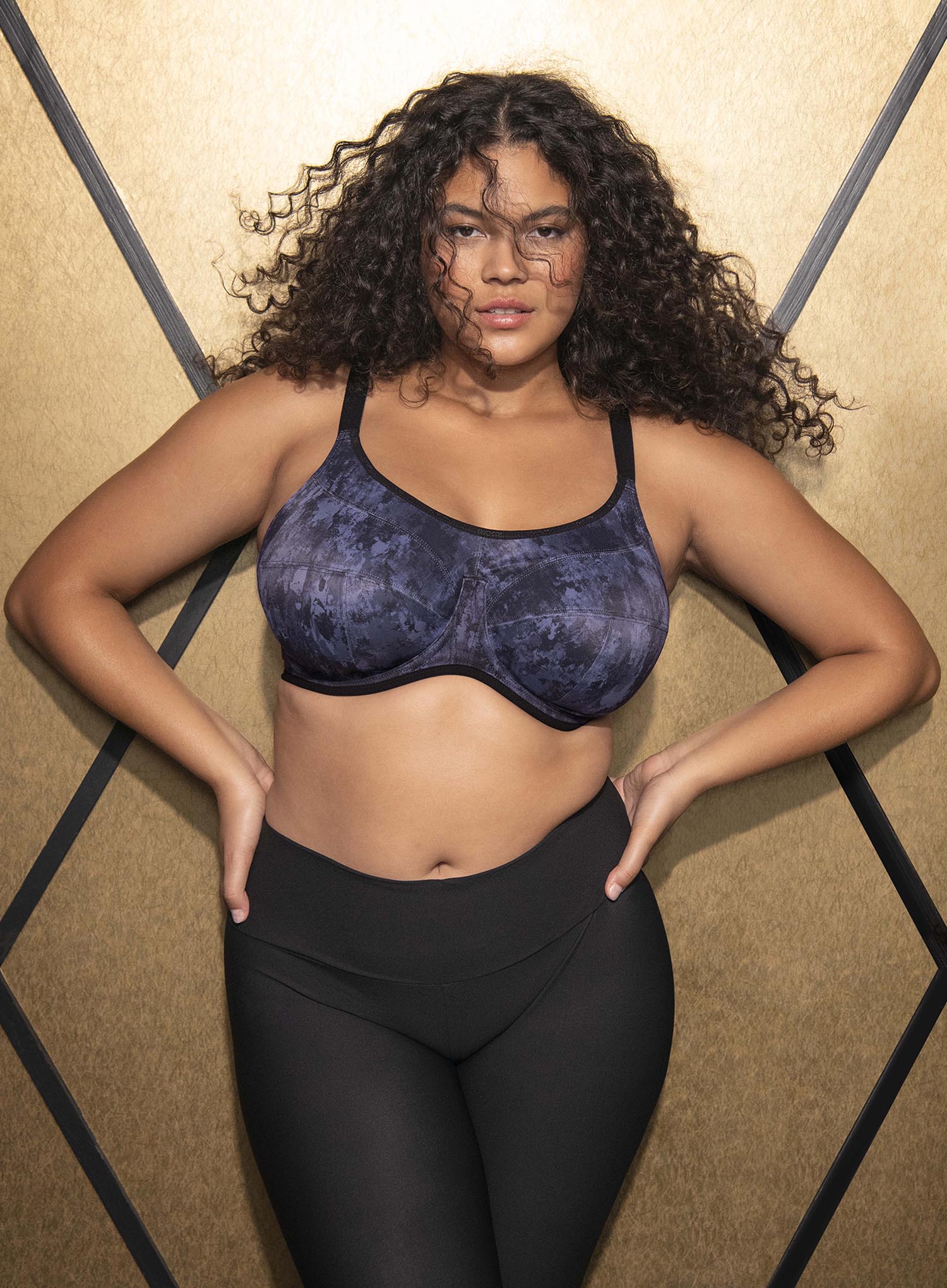 Elomi Energise Underwire Sports Bra in Black | UK Elomi Energise Underwire Sports Bra in Black | UK
