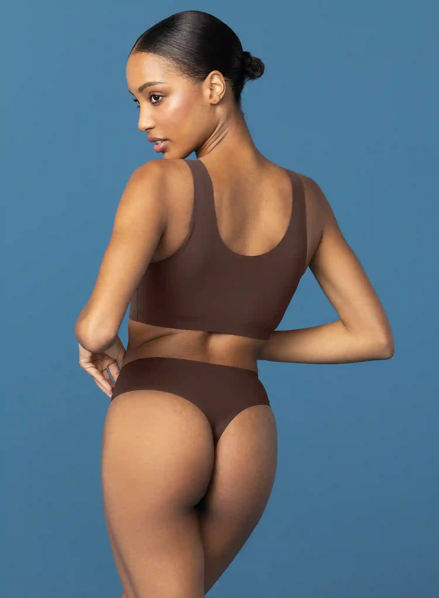 Fantasie: Smoothease Invisible Stretch Thong Coffee Roast
