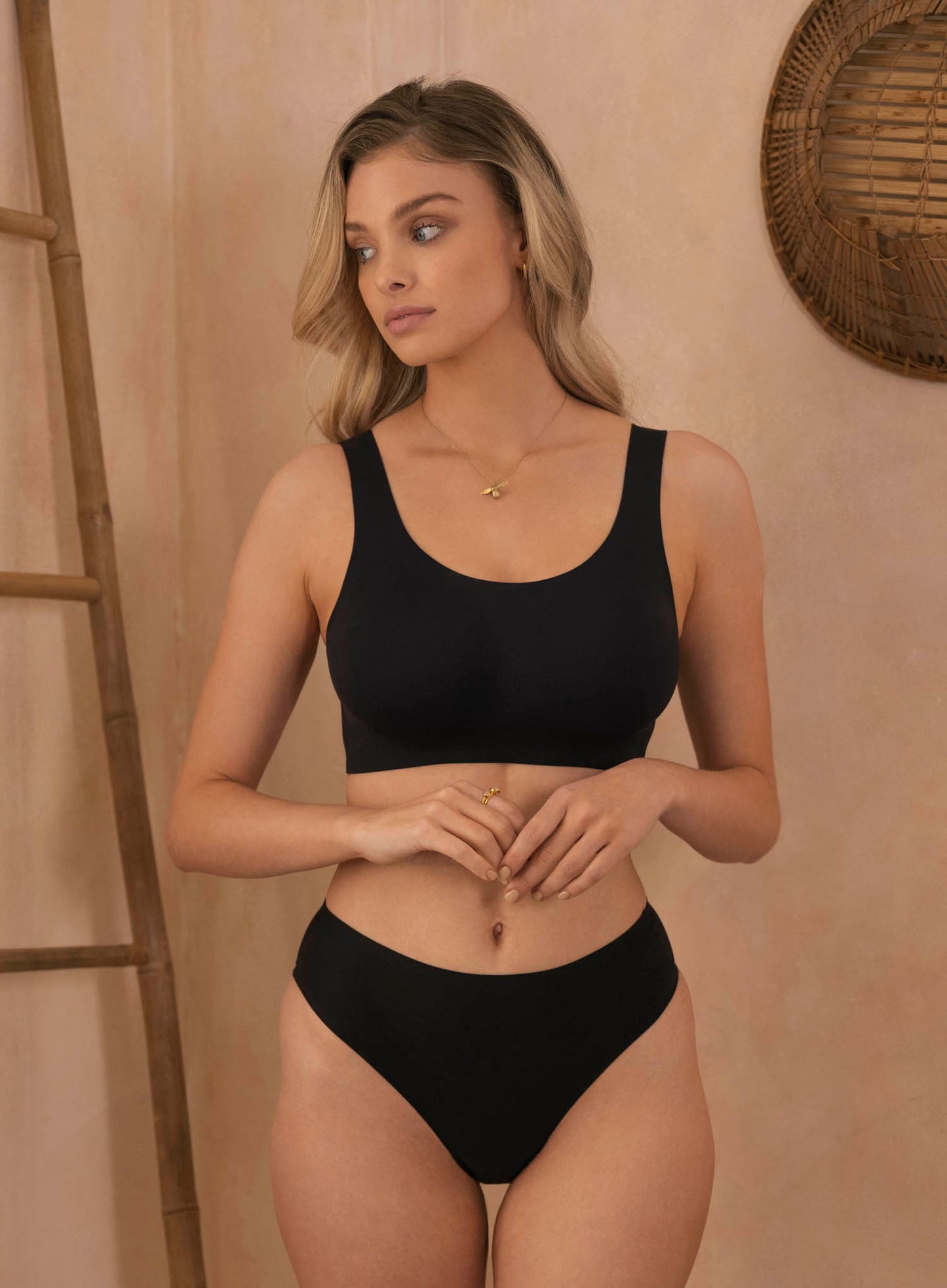 Fantasie: Smoothease Invisible Stretch Thong Black