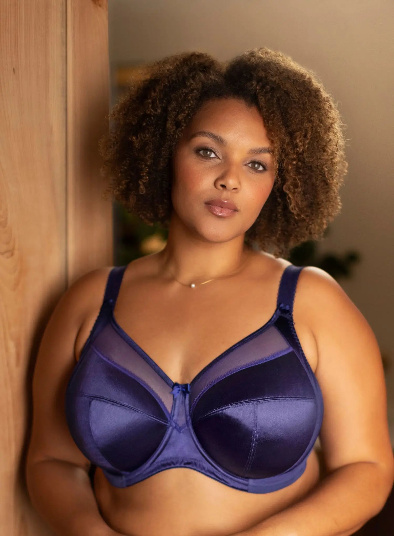 Goddess: Keira Banded Bra Ink