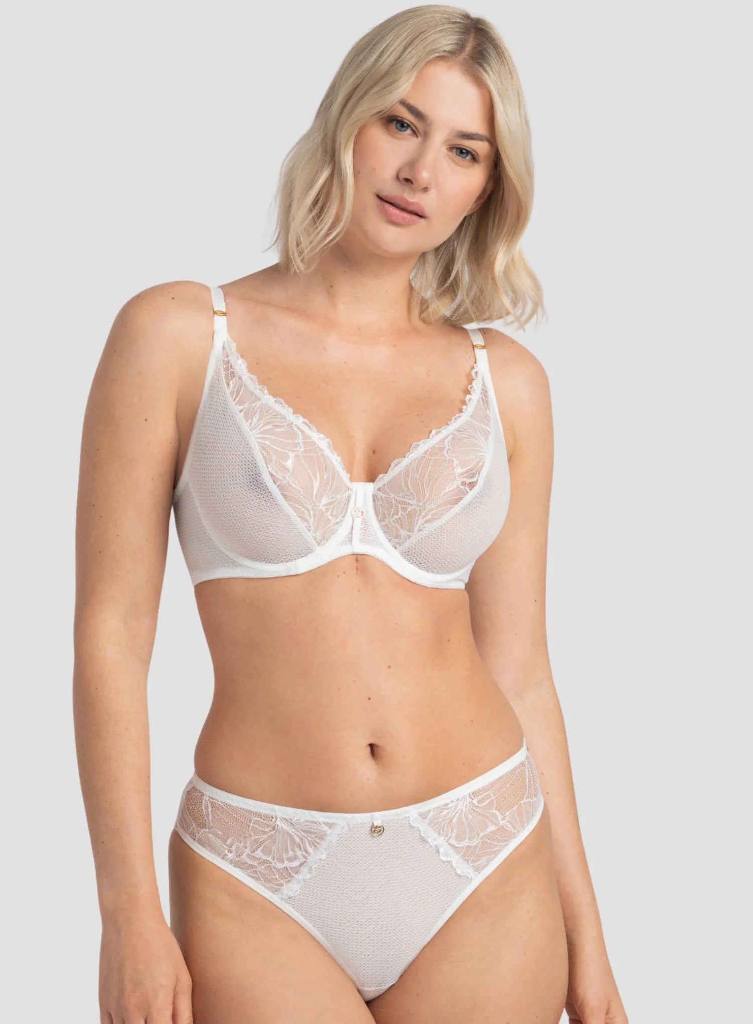 Samanta Lingerie: Harmony Thong Cream