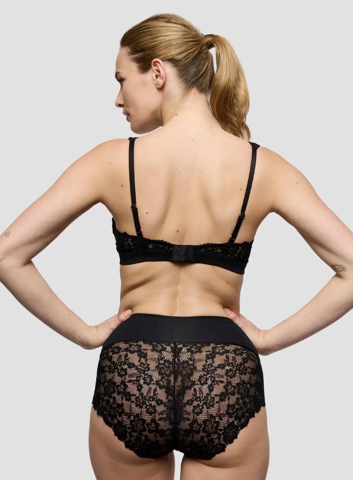 Marie Jo: Soft Studio Smoothing High Waist Brief Black