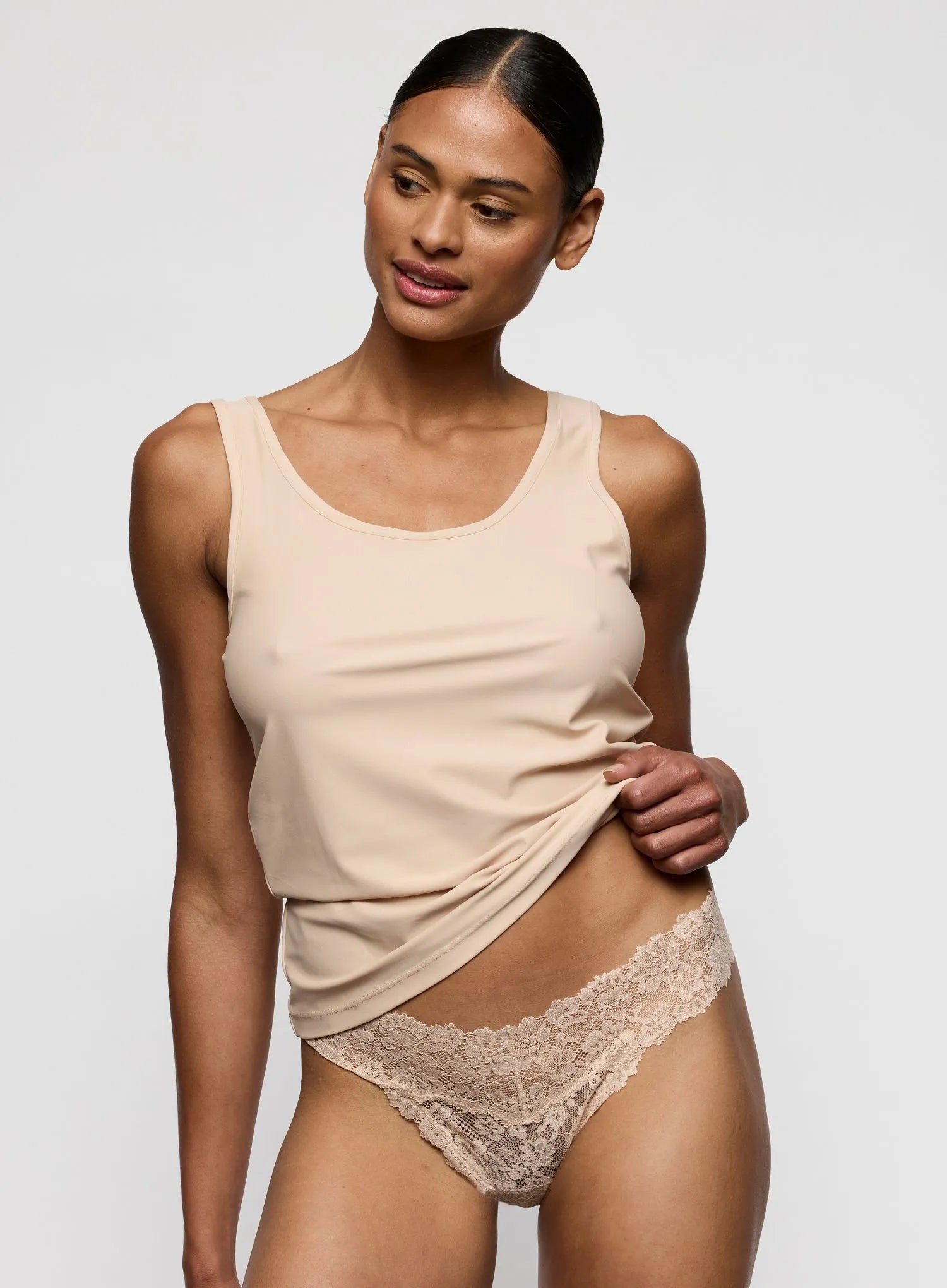 Marie Jo: Soft Studio Lace Thong Caffe Latte