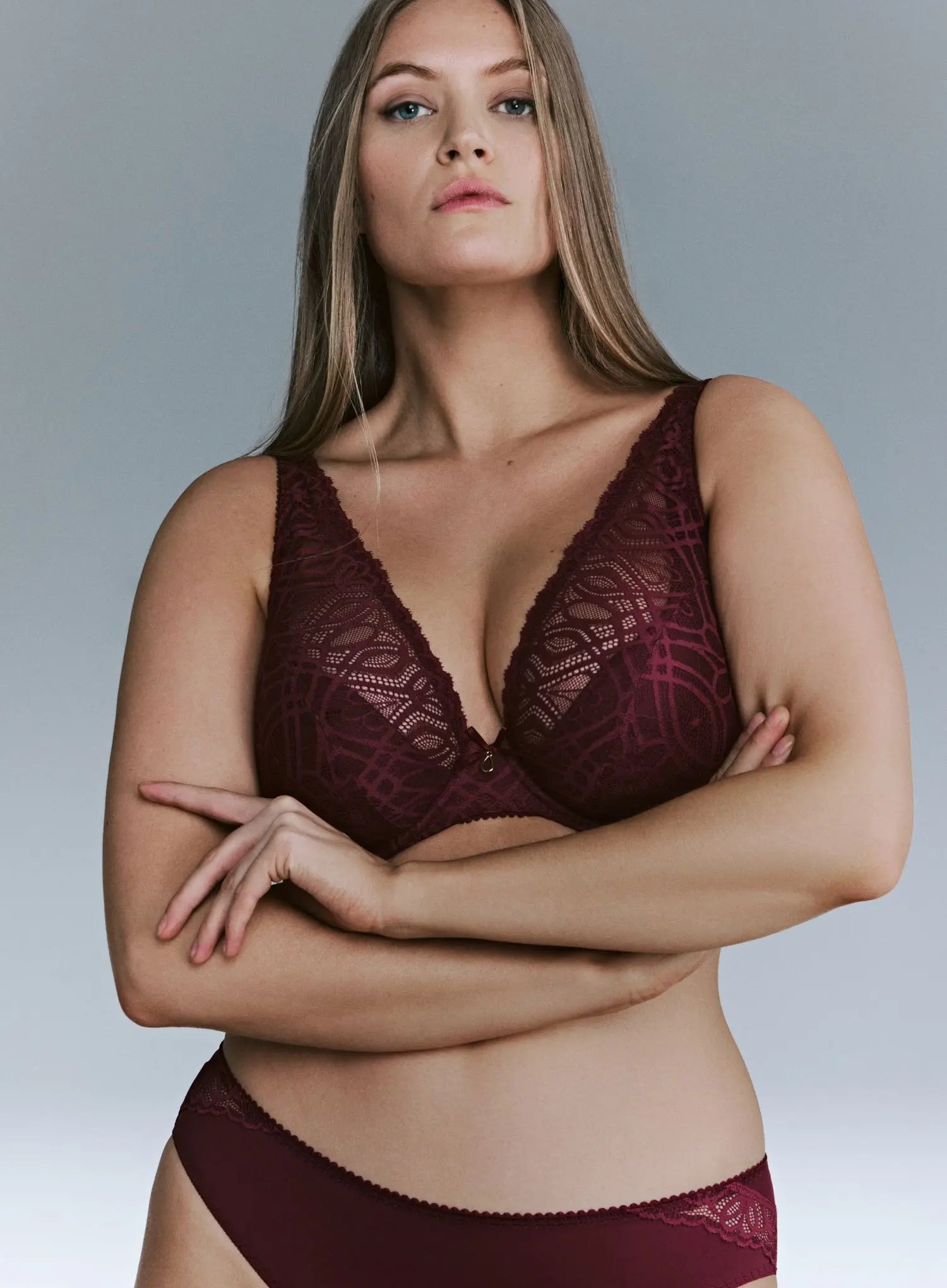 Primadonna: Salerno Half Padded Plunge Bra Evening Red