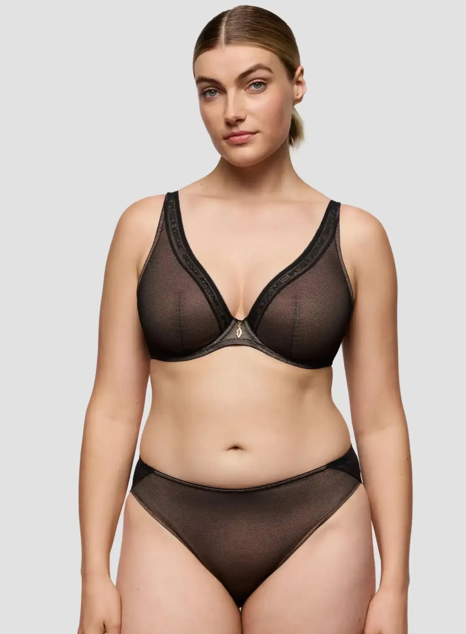 Primadonna Twist: Cools Half Padded Plunge Bra Black