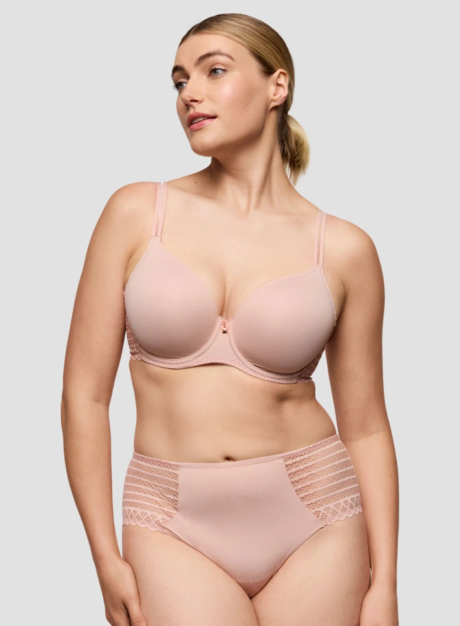 Primadonna Twist: Twist Side Padded Heart Shape Bra Powder Rose
