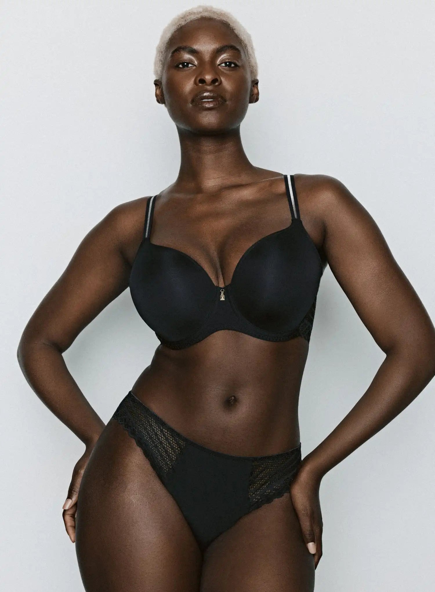 Primadonna Twist: Twist Side Rio Brief Charcoal