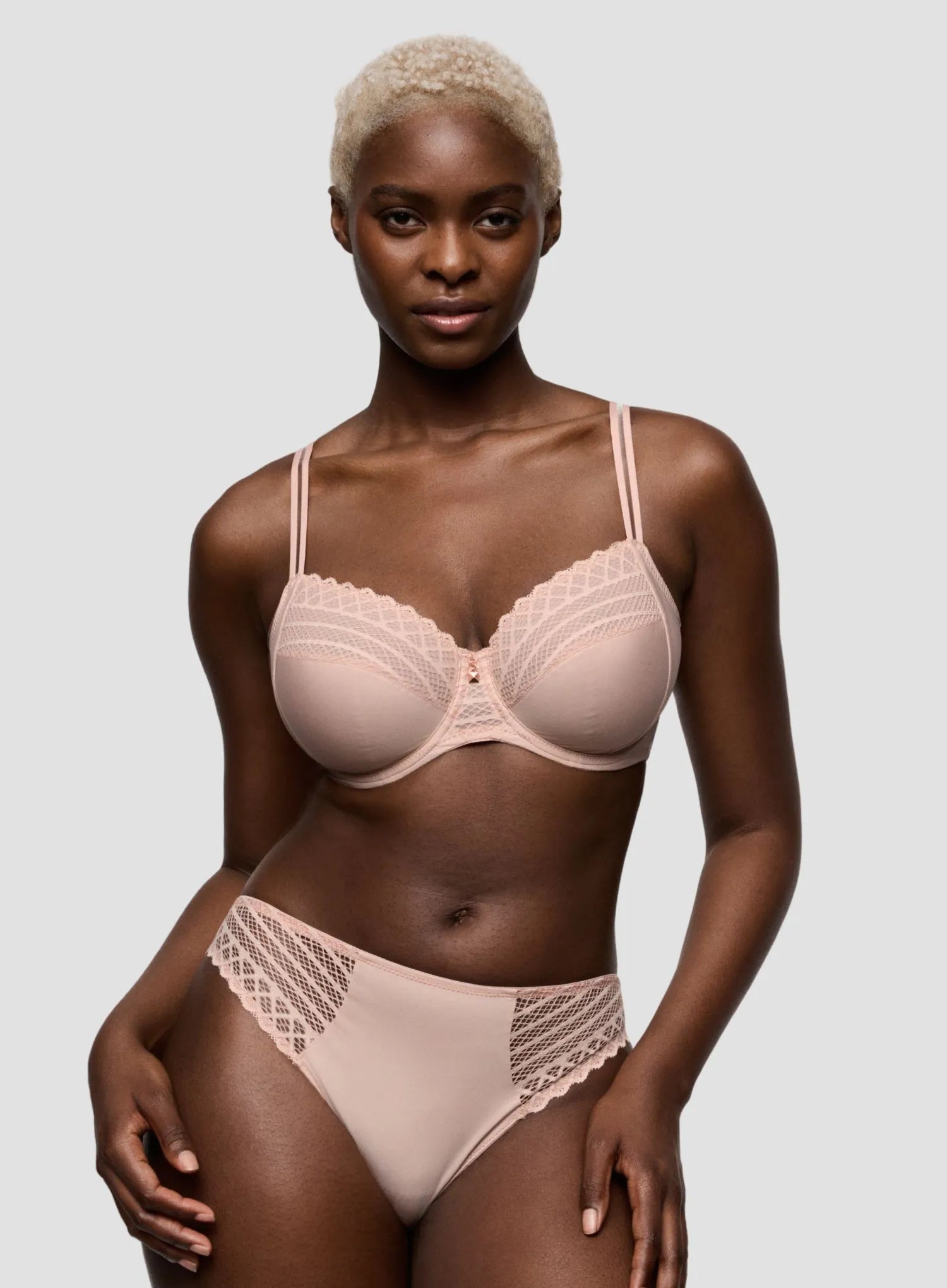 Primadonna Twist: Twist Side Rio Brief Powder Rose