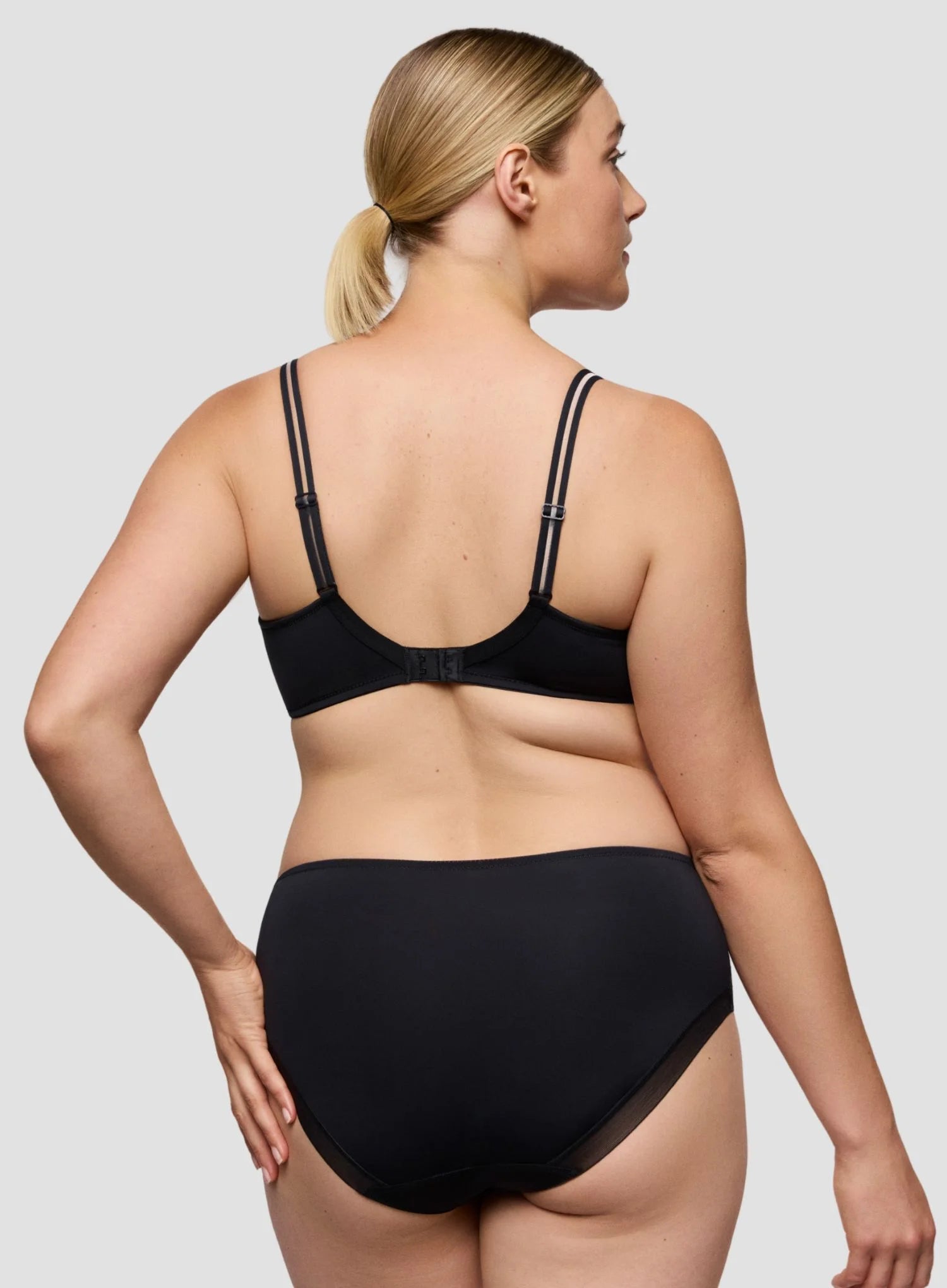 Primadonna Twist: Twist Side Full Brief Charcoal