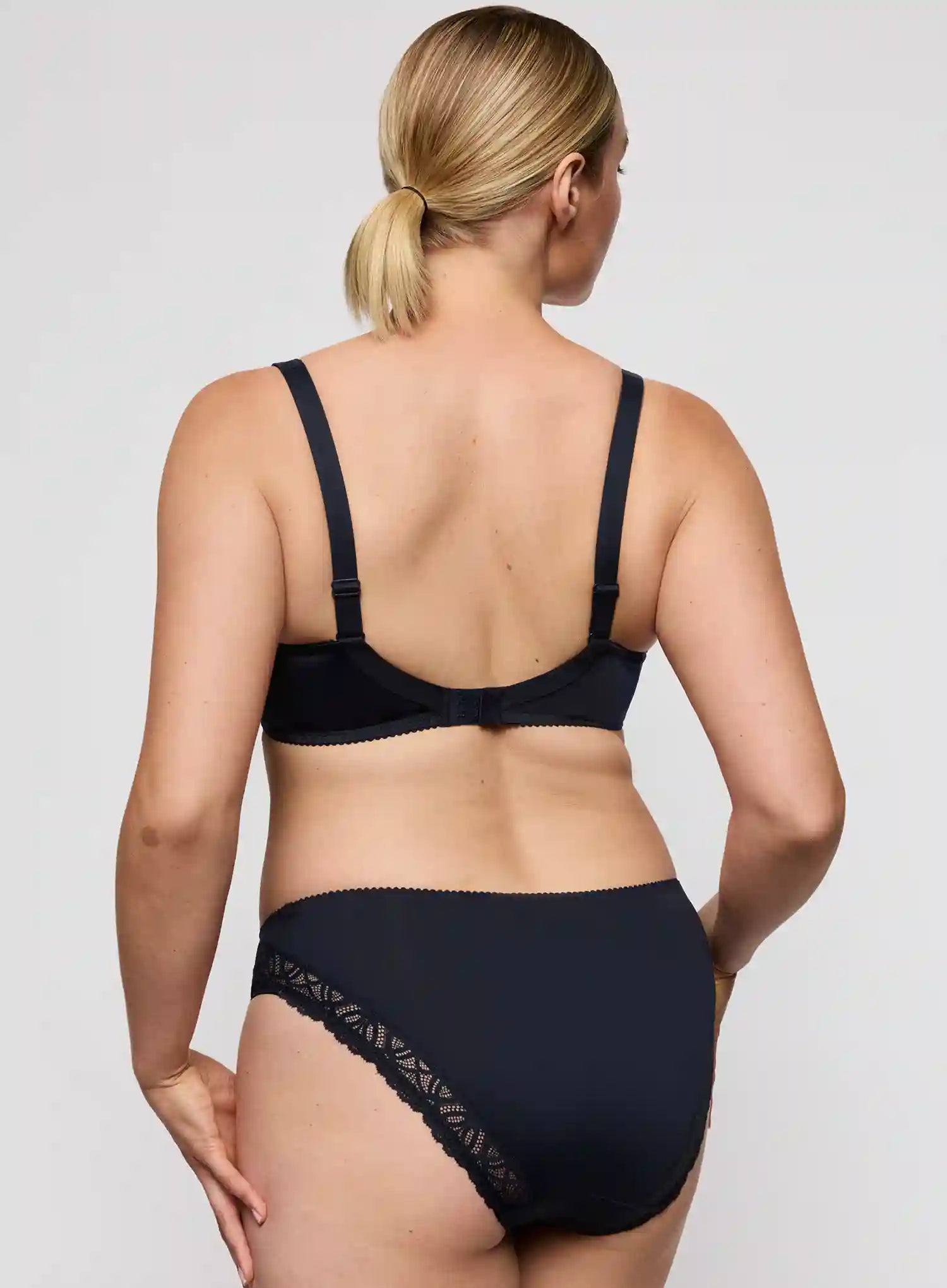 Primadonna: Salerno Rio Brief Midnight Blue