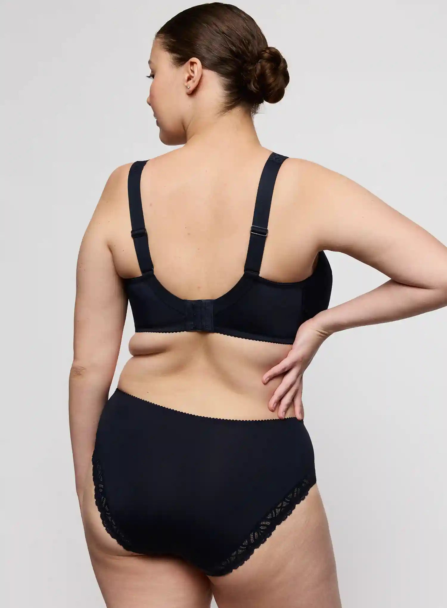 Primadonna: Salerno Full Brief Midnight Blue