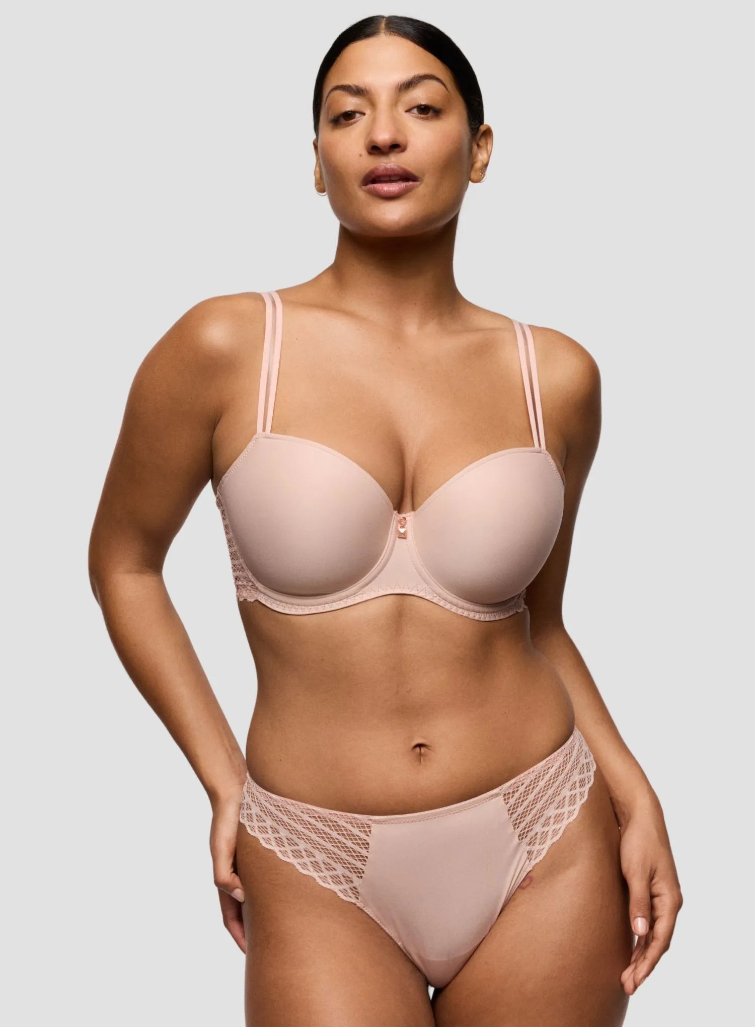 Primadonna Twist: Twist Side Thong Powder Rose