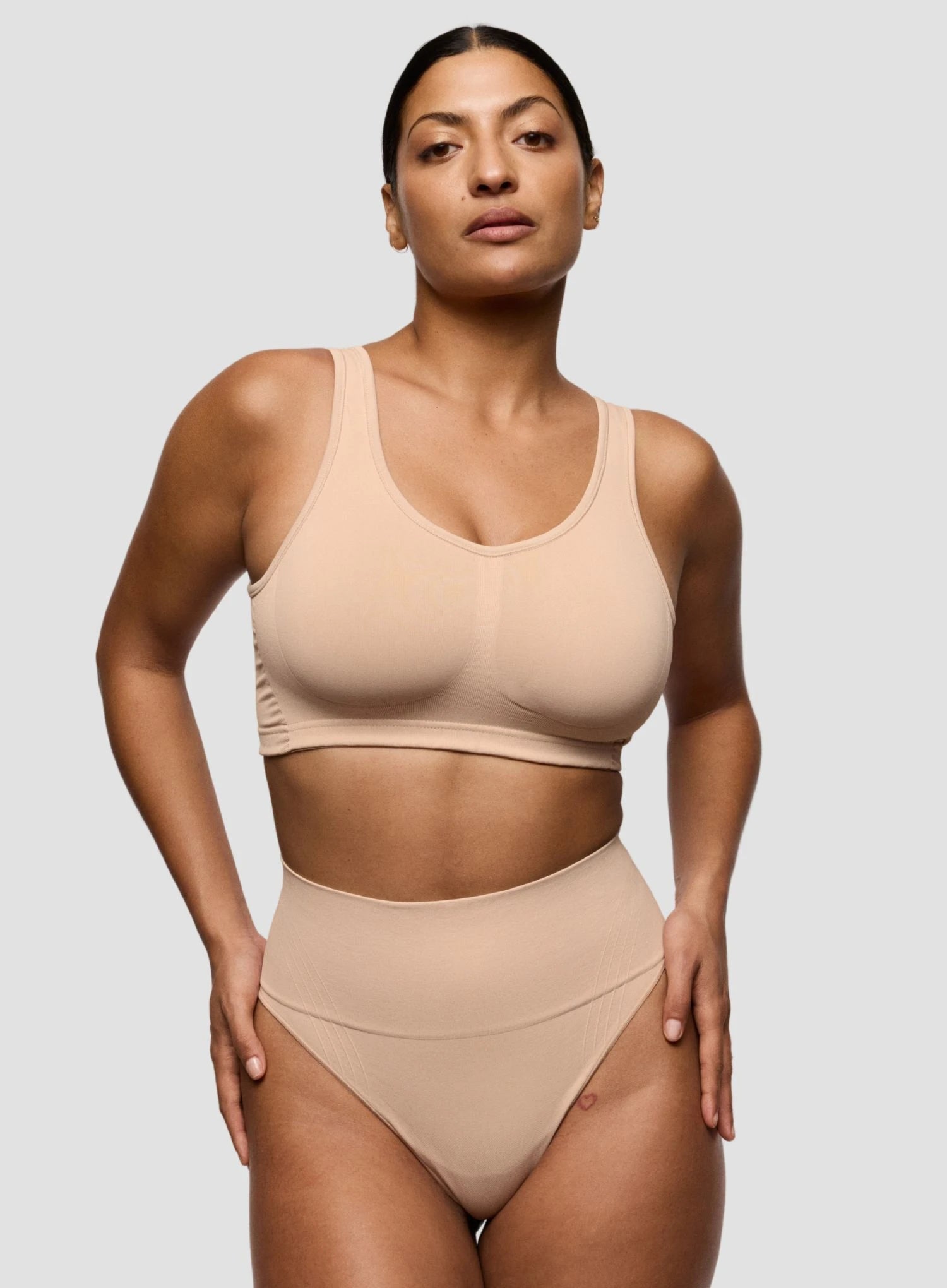 Primadonna: Nudda High Waist Shaping Thong Caffe Latte