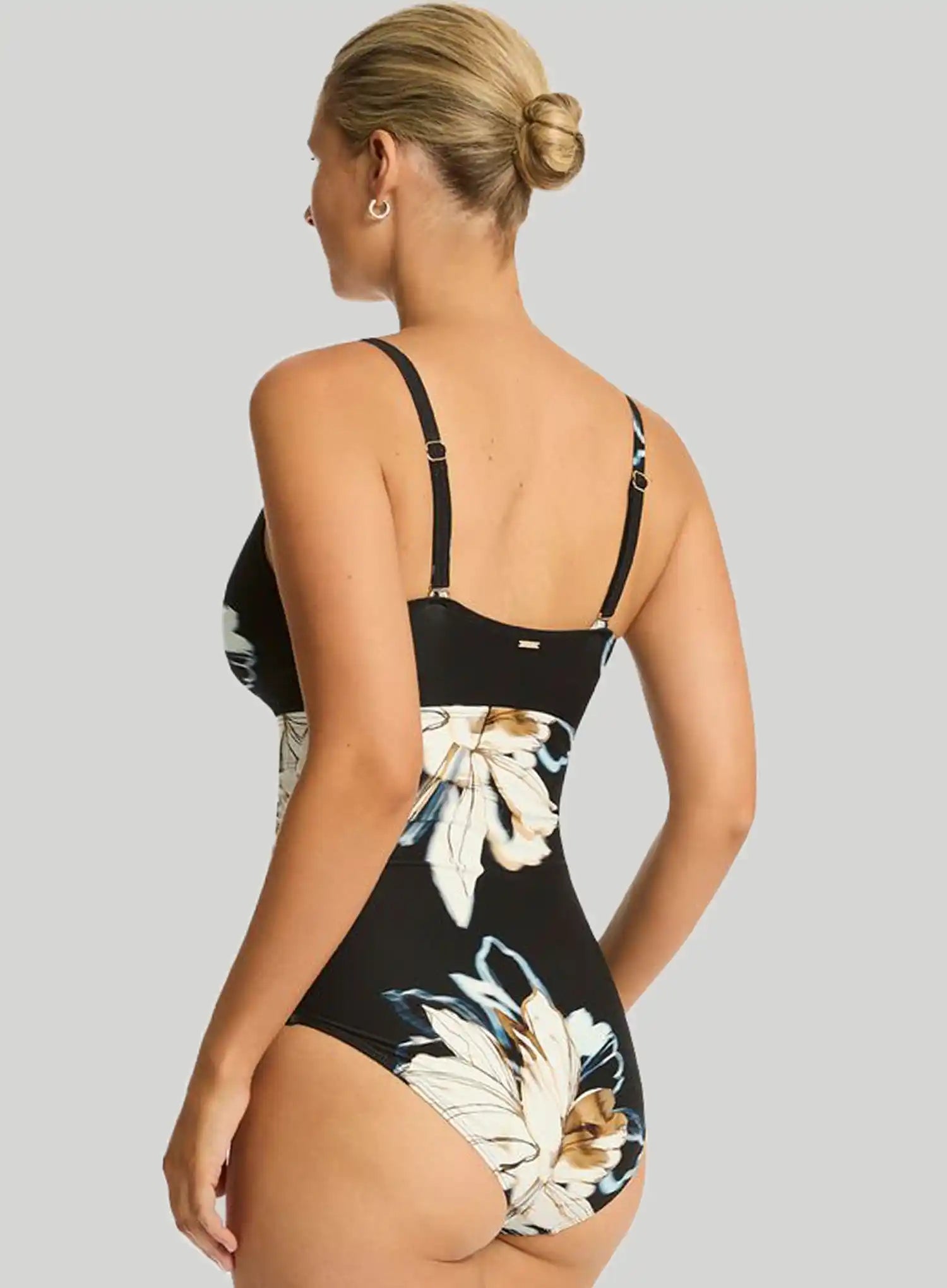 Sea Level: La Luna Wrap Front DD E One Piece Black