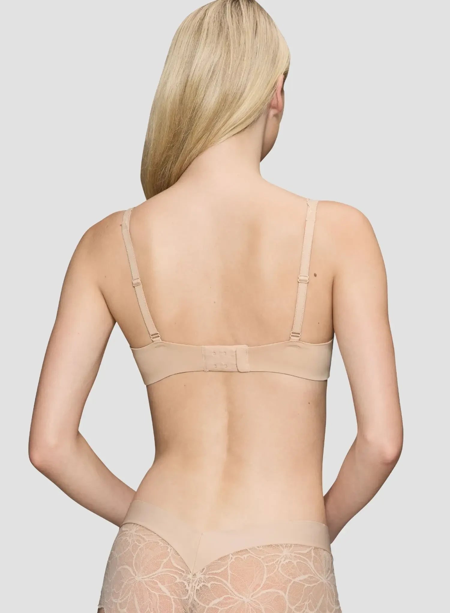 Triumph: Body Make-Up Illusion Lace Balconette Bra Nude Beige