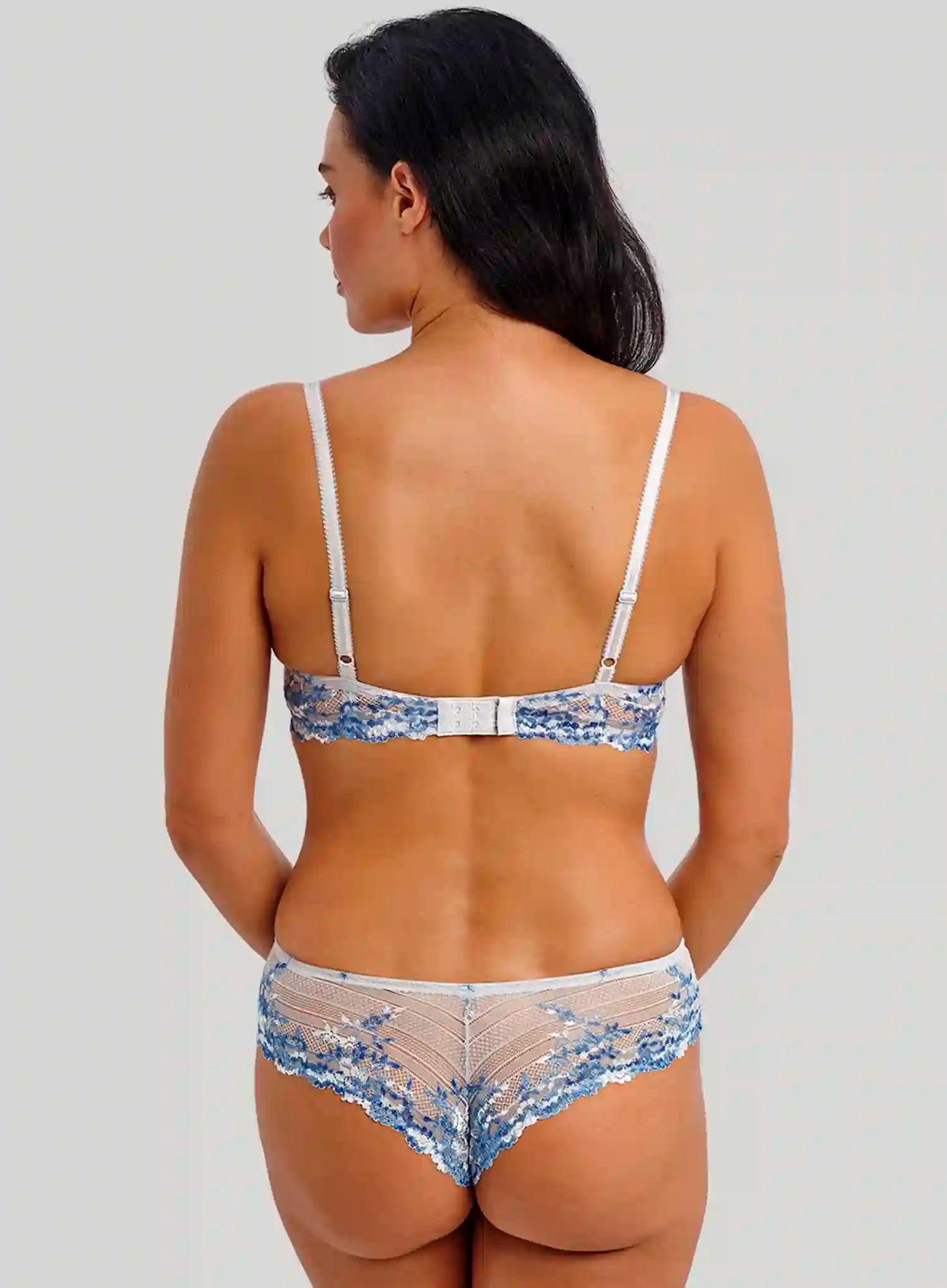 Wacoal: Embrace Lace Tanga Micro Chip