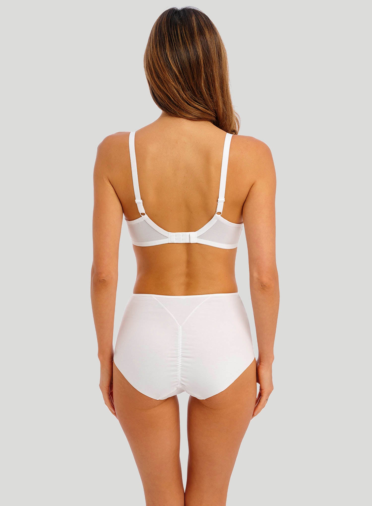 Wacoal Lisse Underwire Bra - Soft Swiss Embroidery, Full Coverage, Adjustable Straps, White 40B