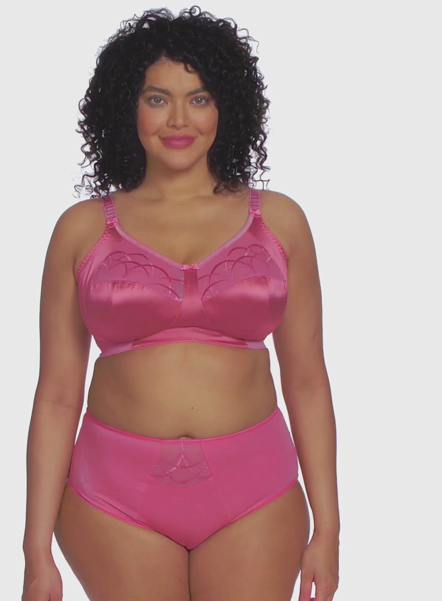 EL4033DRE_Elomi_Cate%20Soft%20Cup%20Bra_Desert%20Rose_04.mp4