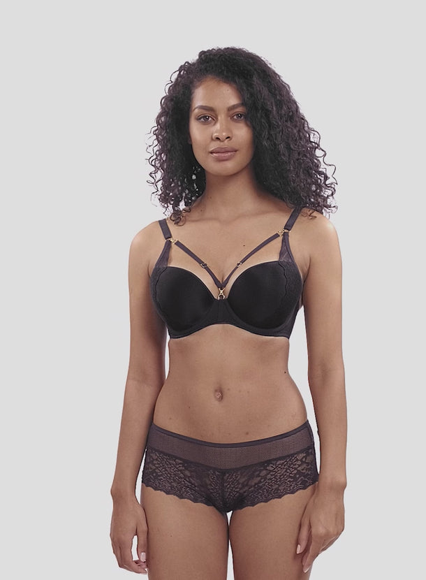 AA400131_Freya_Temptress%20UW%20Moulded%20Plunge%20T-Shirt%20Bra_Black_04.mp4