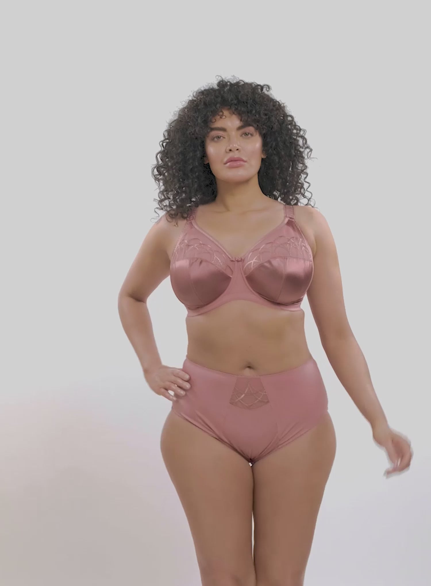EL4030ROW_Elomi_Cate%20UW%20Full%20Cup%20Bra_Rosewood_04.mp4