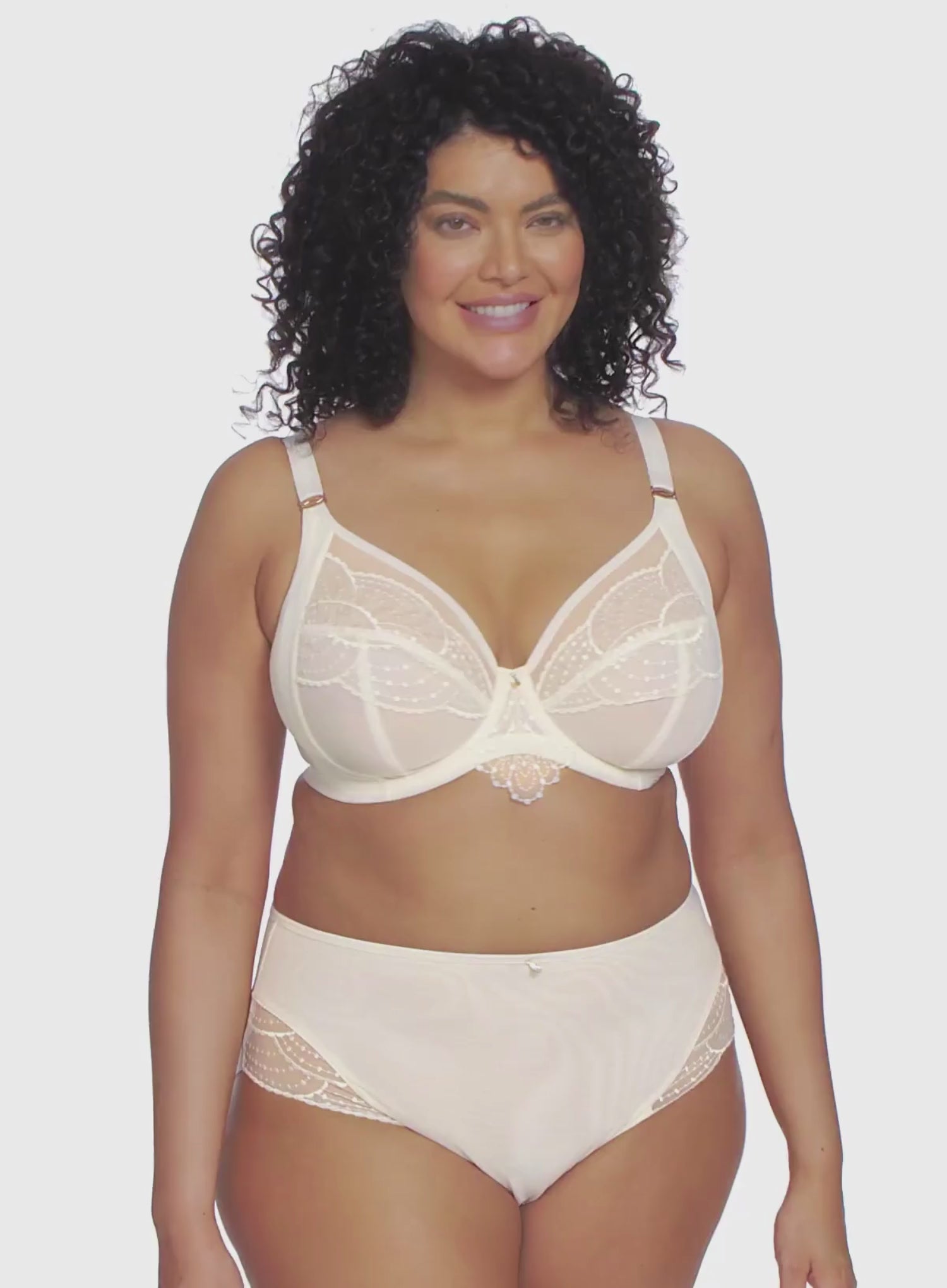 EL4555VAA_Elomi_Priya%20Full%20Brief_Vanilla_04.mp4