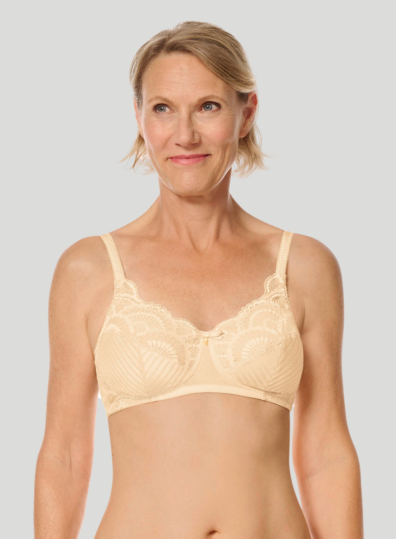 Amoena: Karolina Soft Cup Mastectomy Bra Sand
