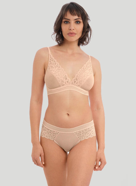 Wacoal: Lisse Underwired Moulded Non Padded Bra Frappe – DeBra's